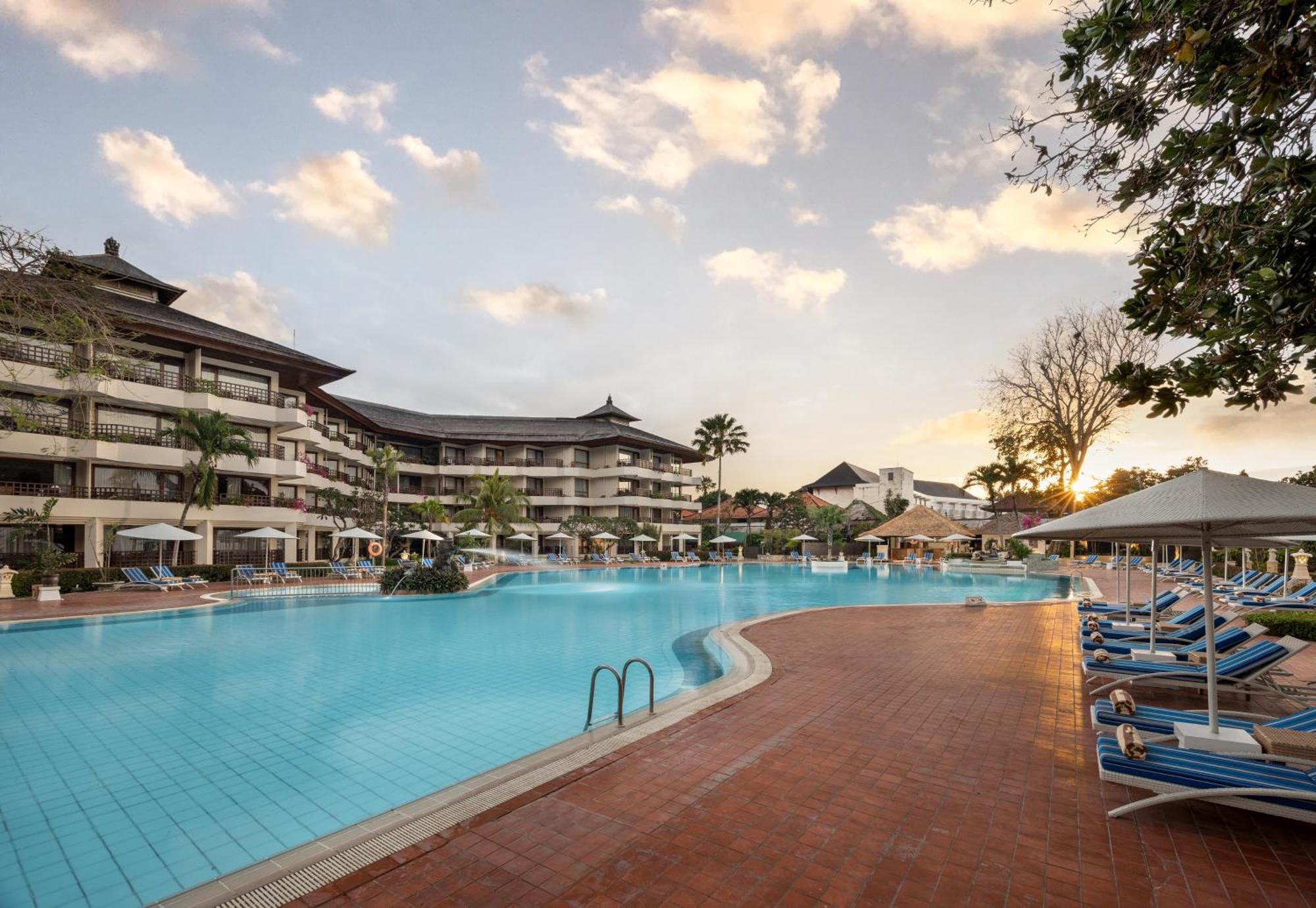 Prama Sanur Beach Bali Luaran gambar The Royal