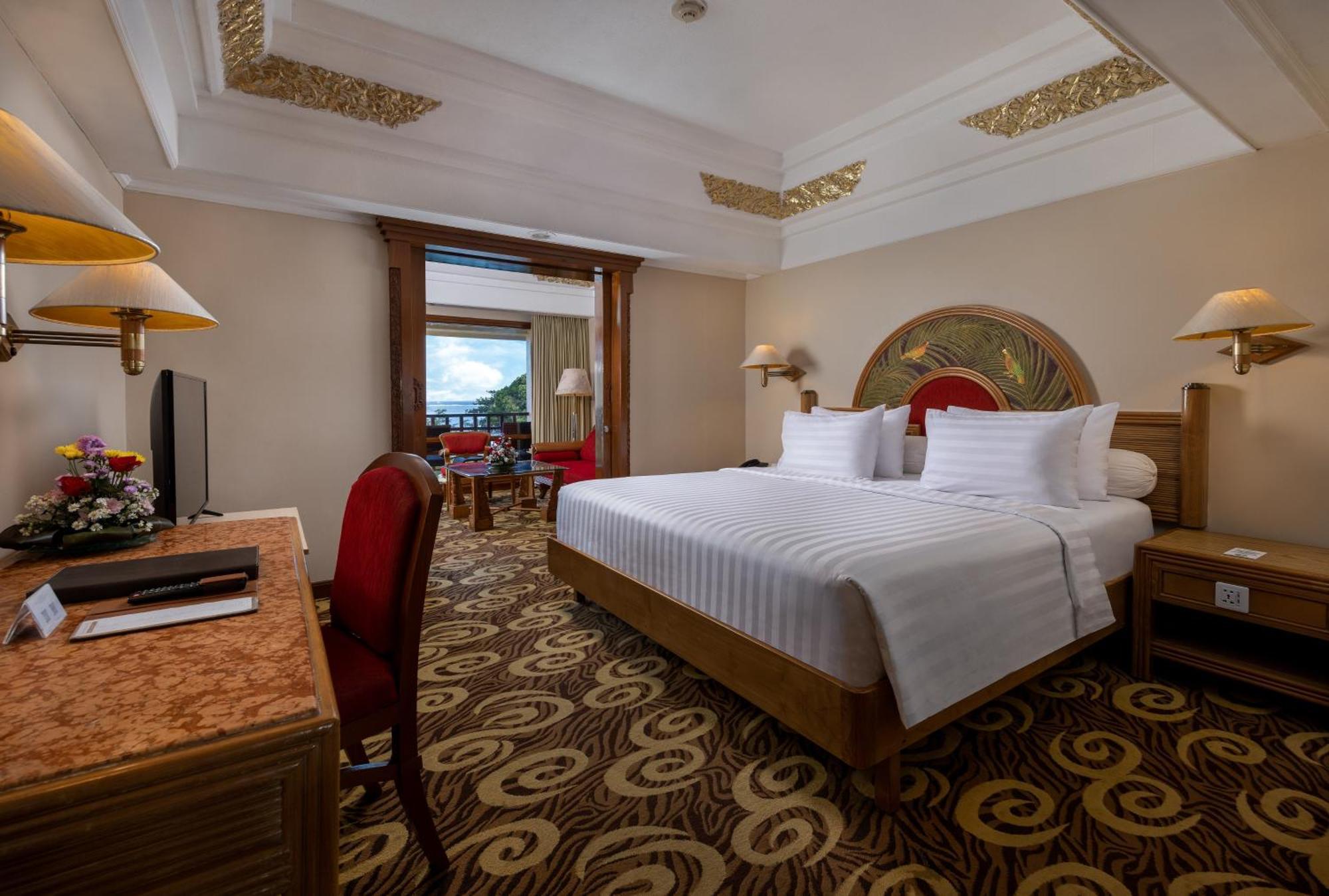 Prama Sanur Beach Bali Luaran gambar Deluxe Suite